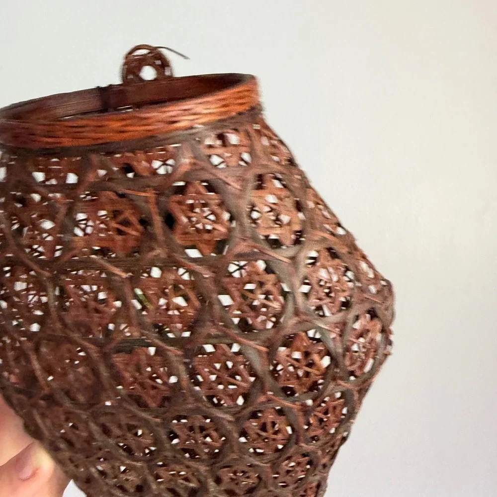 Vintage Woven Bamboo Star Weave Basket Vase Wall Hanging Pocket Brown 7in